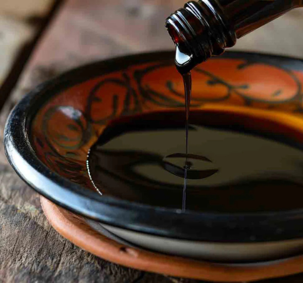 Giusti Balsamico di Modena IGP – Premium Italian balsamic vinegar bottles. Awarded and certified organic collection.